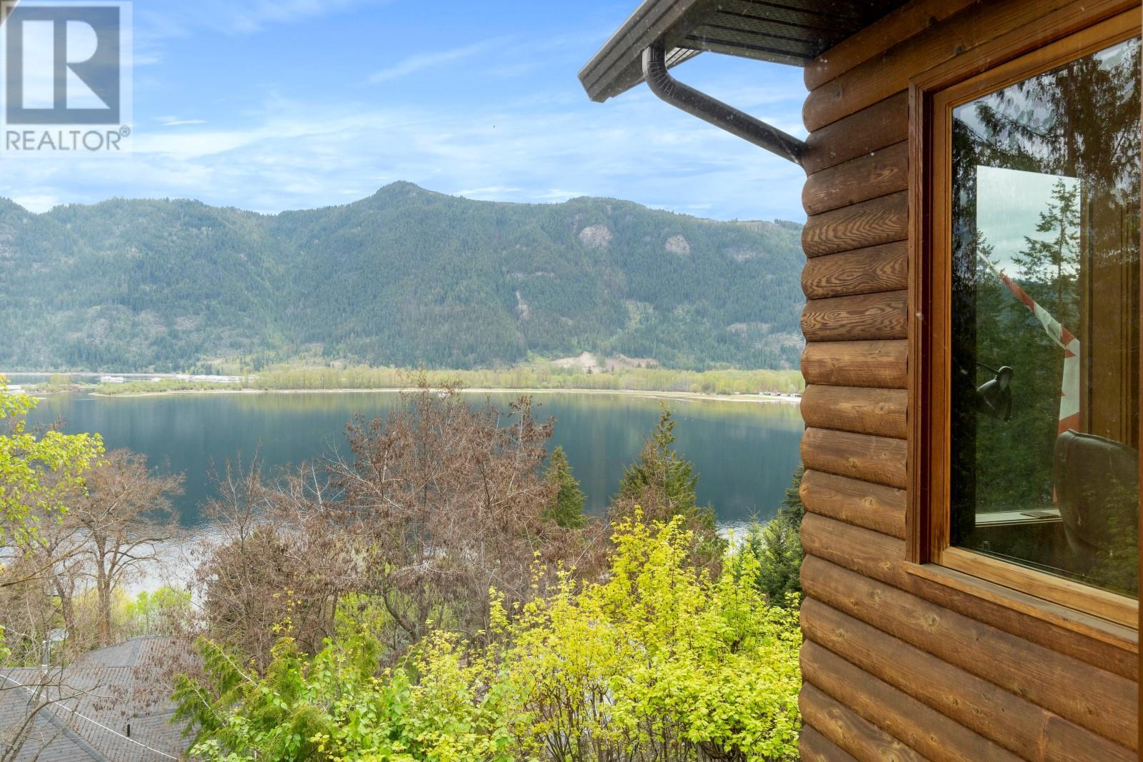 1 Old Sicamous Road, Sicamous, British Columbia  V0E 2V0 - Photo 32 - 10319908