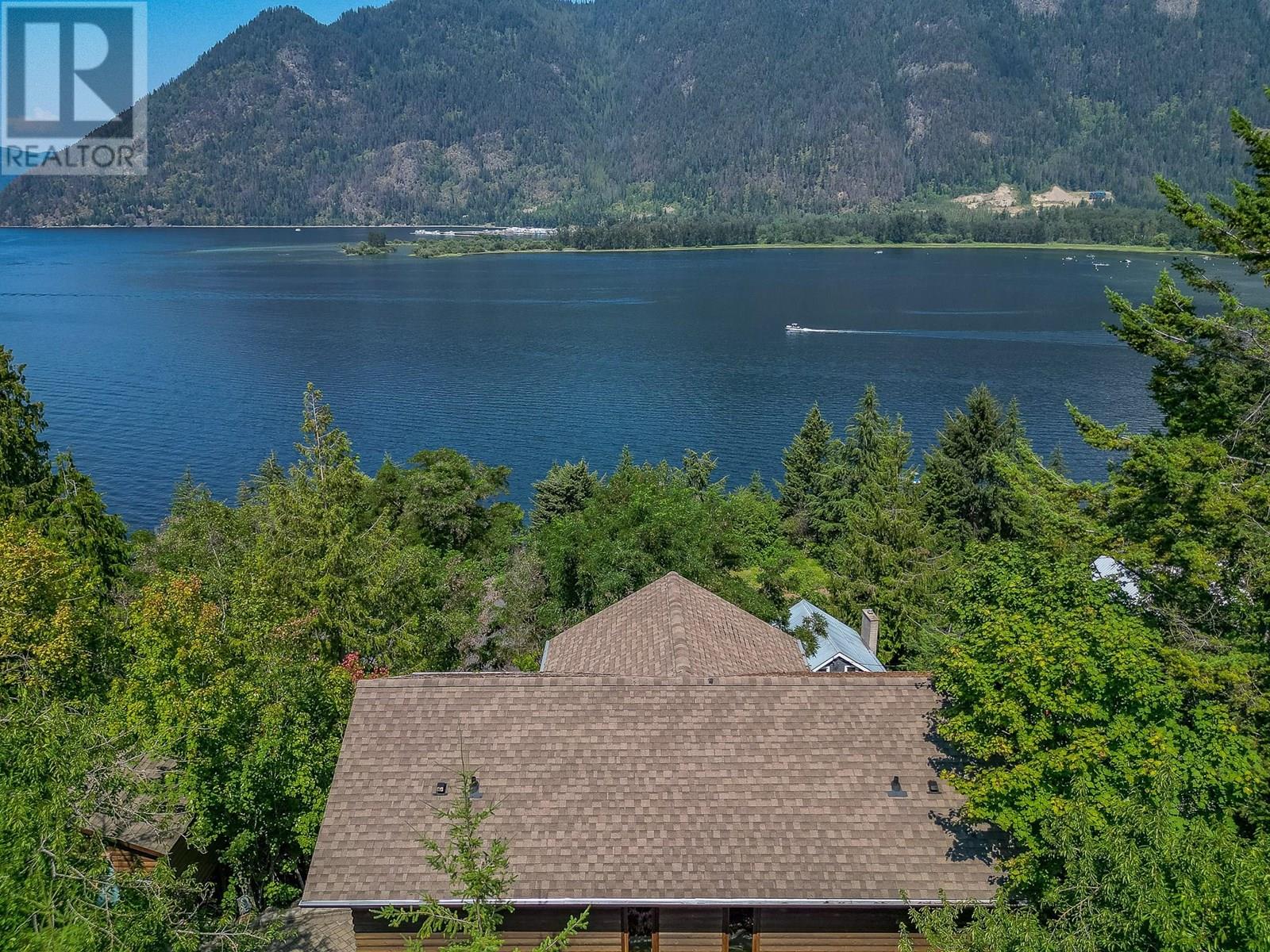 1 Old Sicamous Road, Sicamous, British Columbia  V0E 2V0 - Photo 1 - 10319908