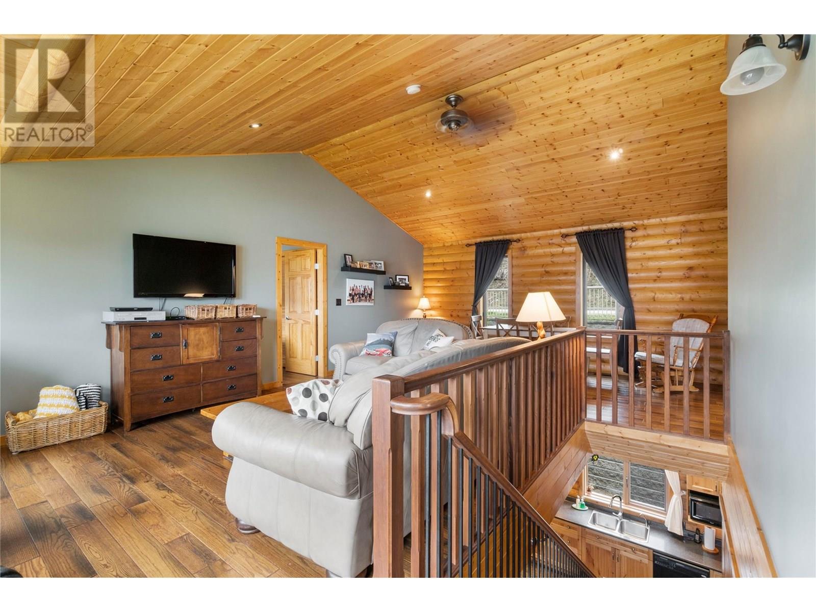 1 Old Sicamous Road, Sicamous, British Columbia  V0E 2V0 - Photo 29 - 10319908