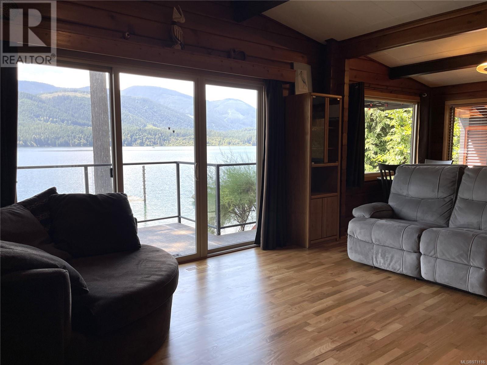 Property at 8856 Stirling Arm Dr image 2