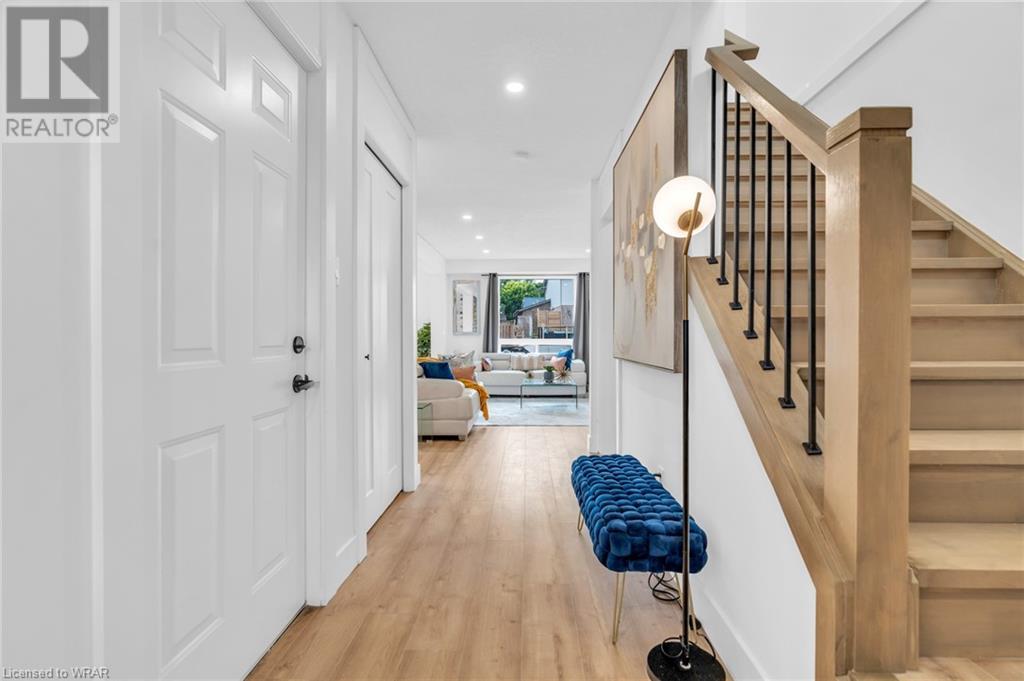 53 Deerpath Drive, Guelph, Ontario  N1K 1V1 - Photo 7 - 40622610