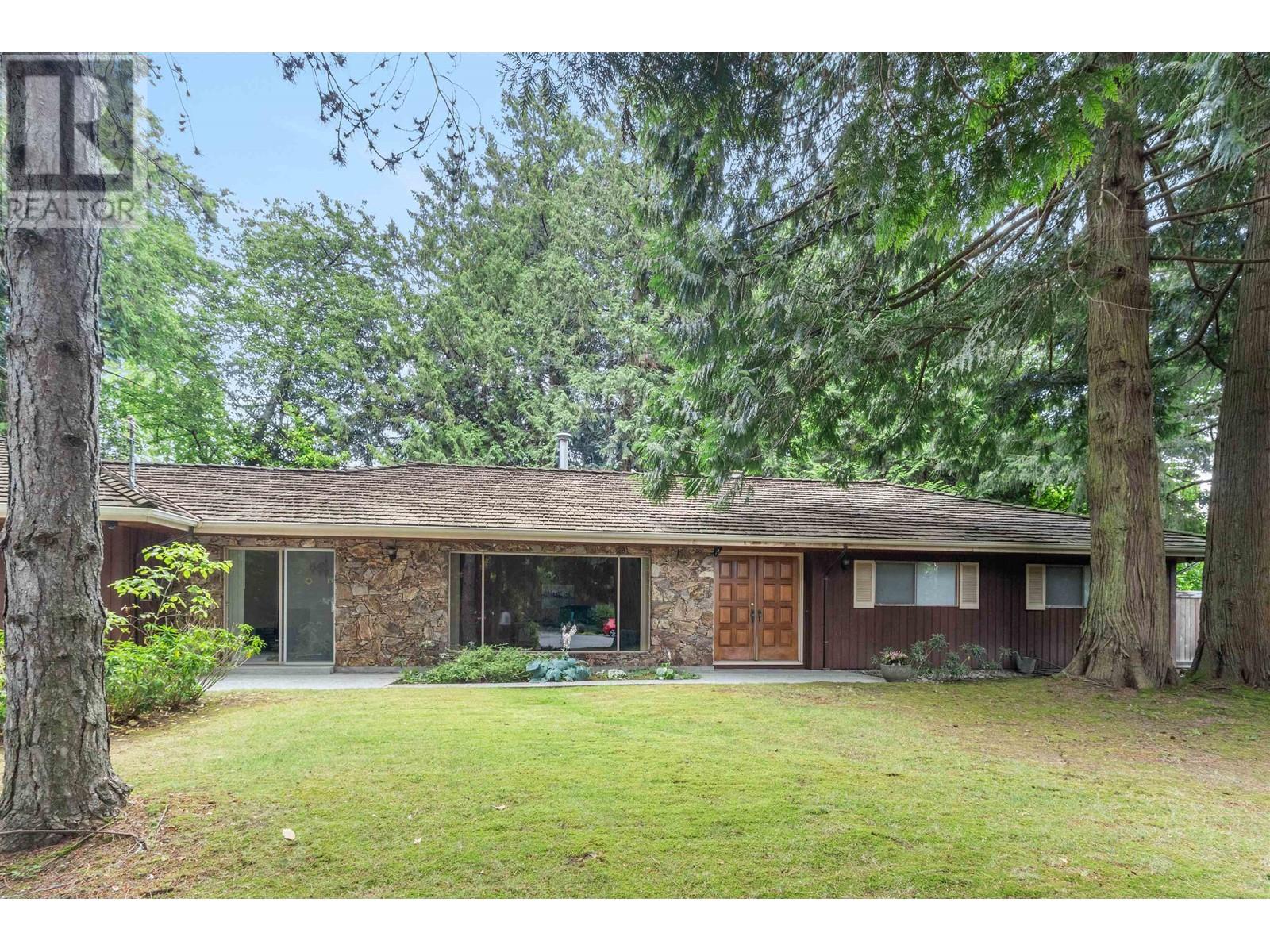 1004 PACIFIC DRIVE, delta, British Columbia