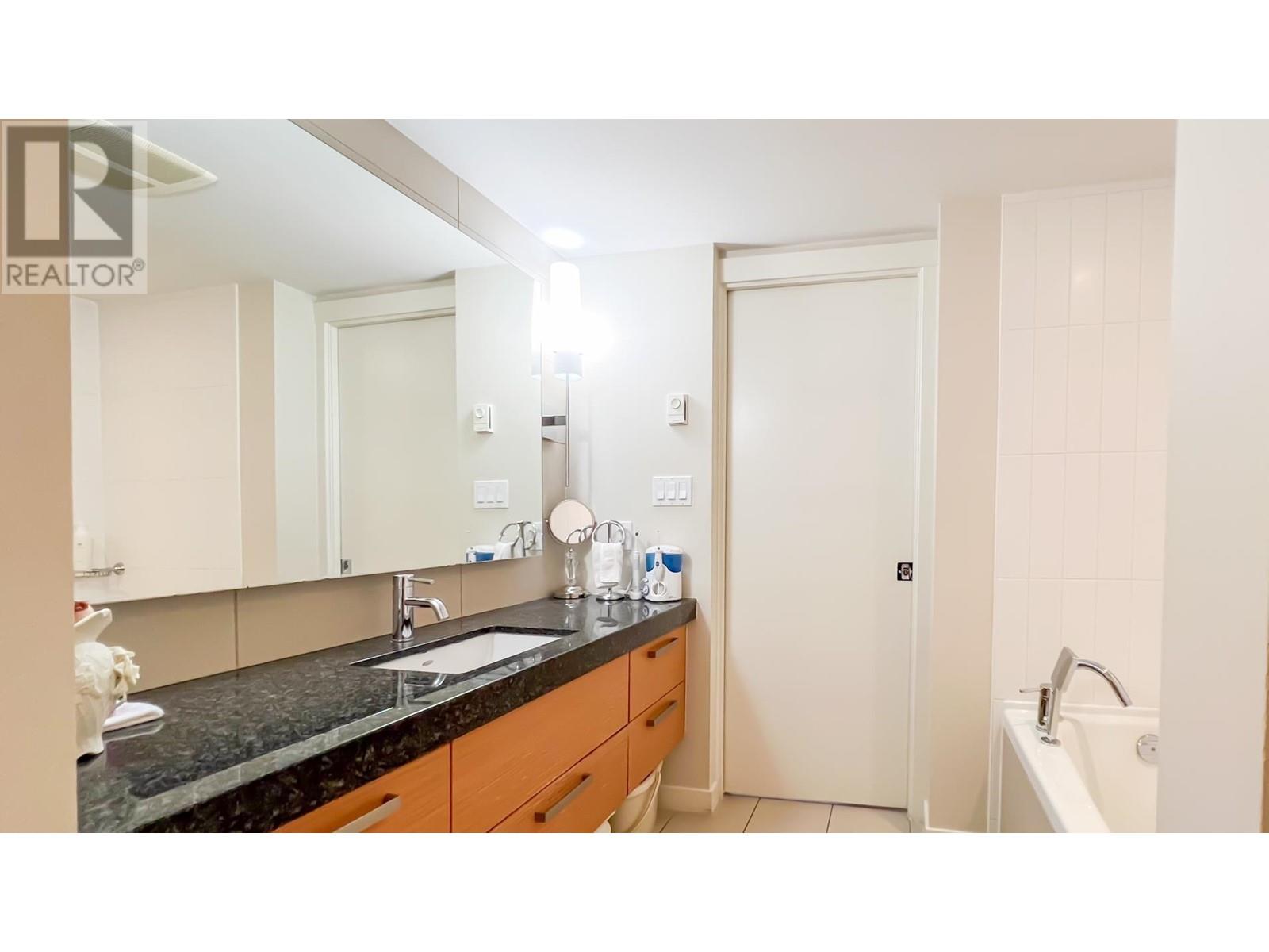 1805 5811 No. 3 Road, Richmond, British Columbia  V6X 4L7 - Photo 14 - R2906649