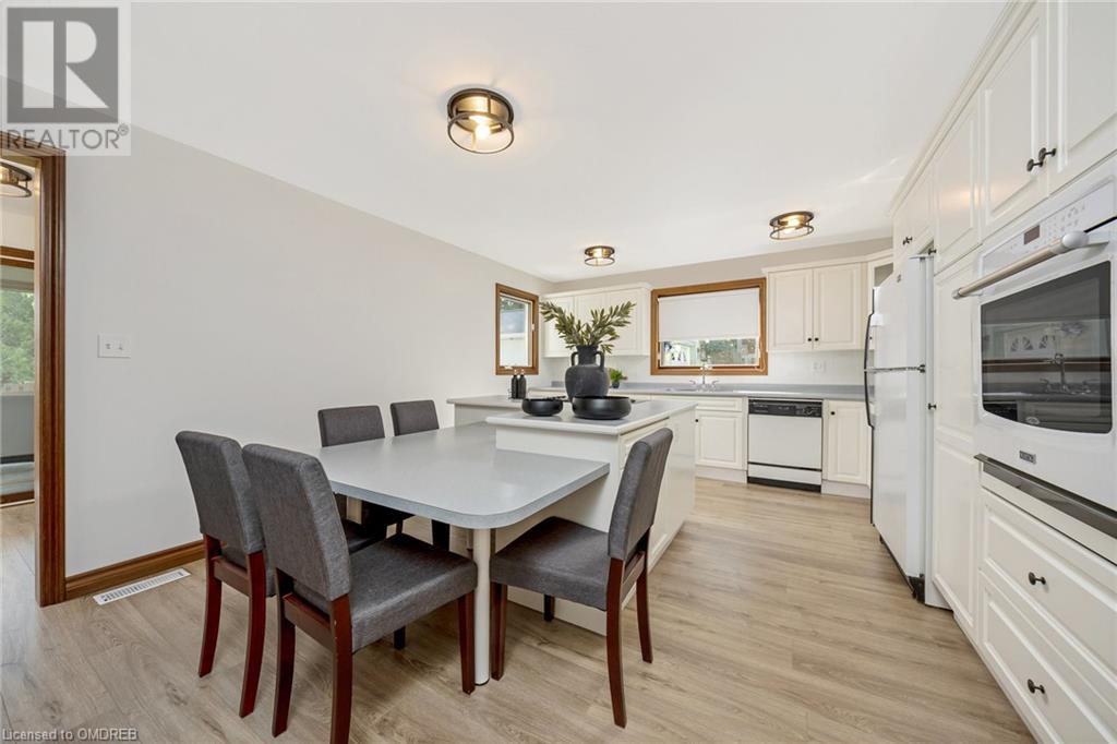 Image of property at 71 BRONTE Street S