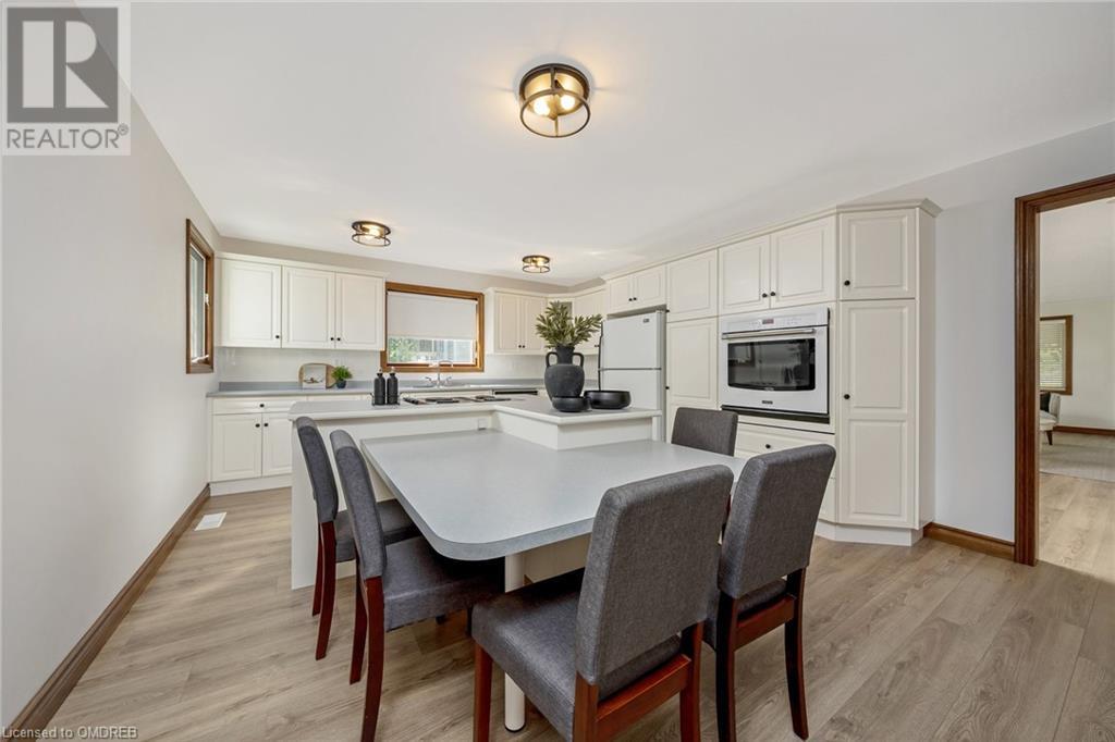 Image of property at 71 BRONTE Street S