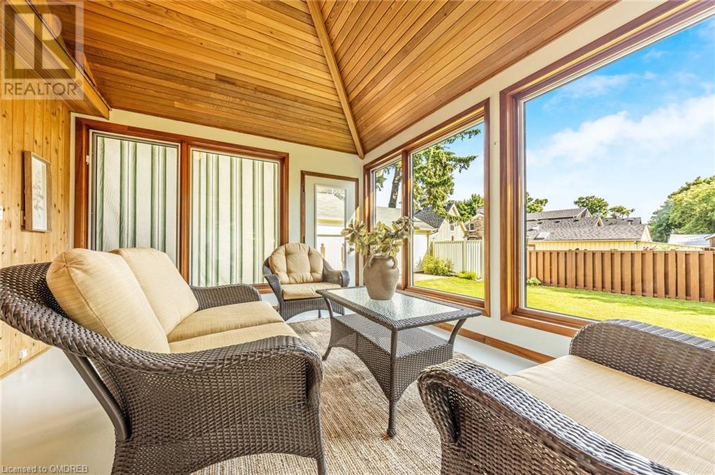 Image of property at 71 BRONTE Street S