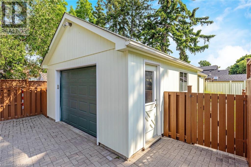 Image of property at 71 BRONTE Street S