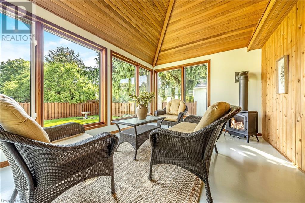 Image of property at 71 BRONTE Street S