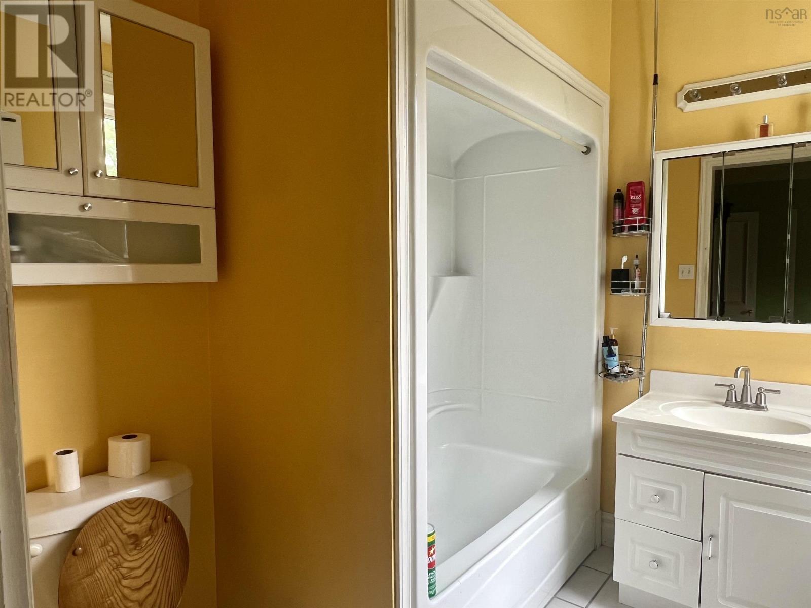 258 Faulkland Street, Pictou, Nova Scotia  B0K 1H0 - Photo 42 - 202417381