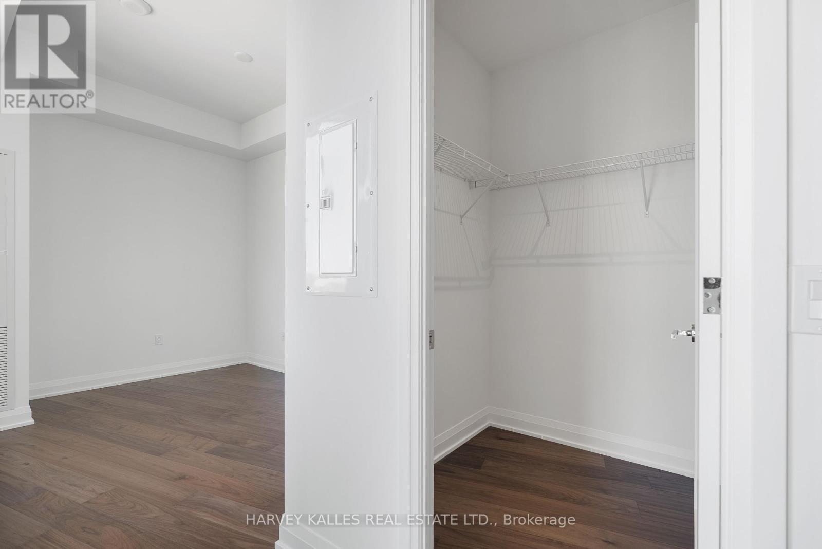 707 - 293 The Kingsway, Toronto, Ontario  M9A 3A9 - Photo 13 - W8443746