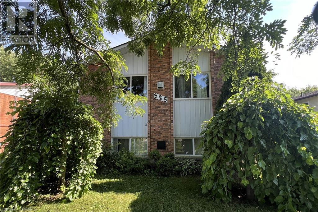 325 Maple Avenue, Stratford, Ontario N5A 7P6 - Photo 1 - 40616965