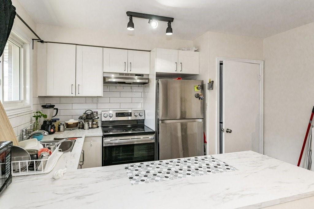 124 East 19th Street, Hamilton, Ontario  L9A 4S3 - Photo 12 - H4200159