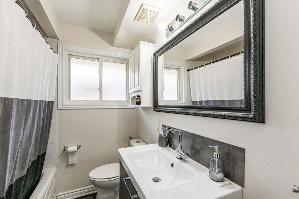 124 East 19th Street, Hamilton, Ontario  L9A 4S3 - Photo 17 - H4200159