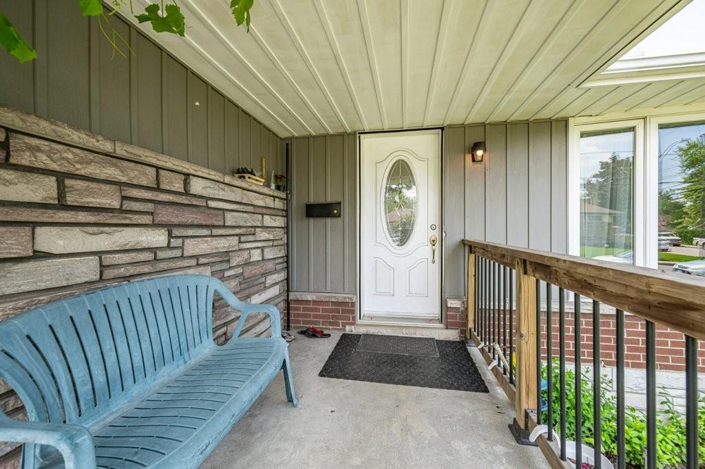 124 East 19th Street, Hamilton, Ontario  L9A 4S3 - Photo 4 - H4200159