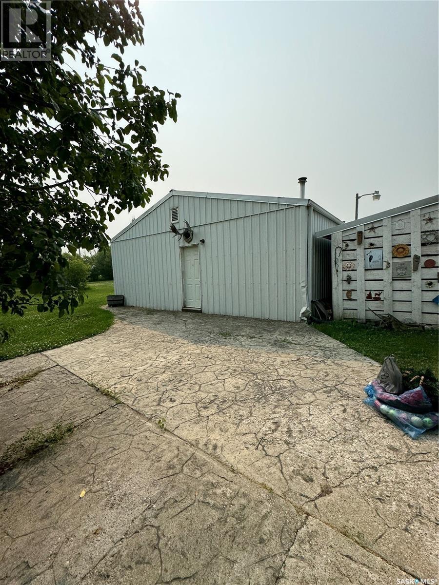 36 1st Street E, Weekes, Saskatchewan  S0E 1V0 - Photo 26 - SK977372