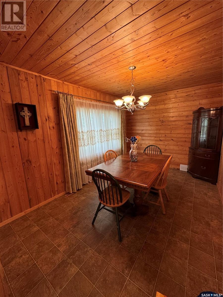 36 1st Street E, Weekes, Saskatchewan  S0E 1V0 - Photo 6 - SK977372