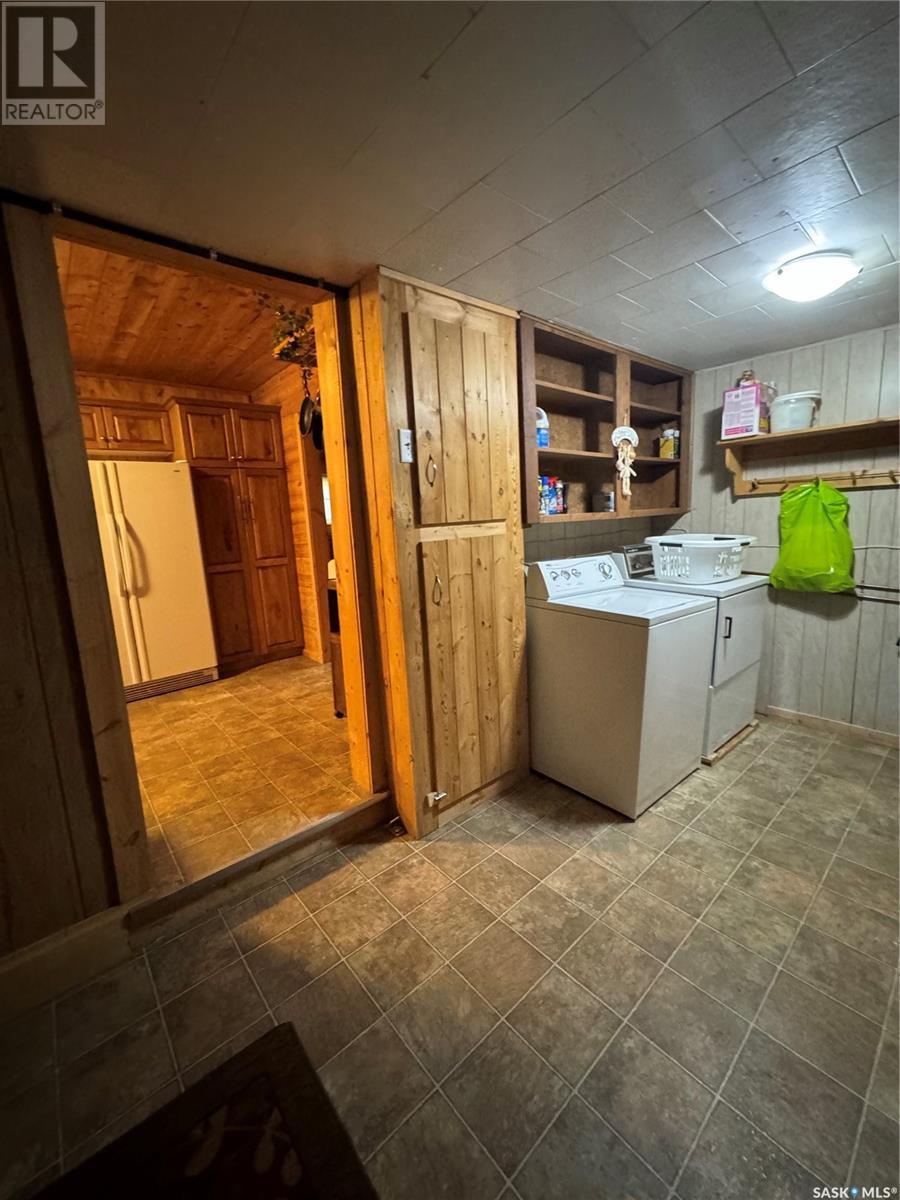 36 1st Street E, Weekes, Saskatchewan  S0E 1V0 - Photo 7 - SK977372