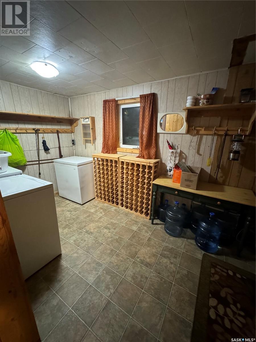 36 1st Street E, Weekes, Saskatchewan  S0E 1V0 - Photo 8 - SK977372