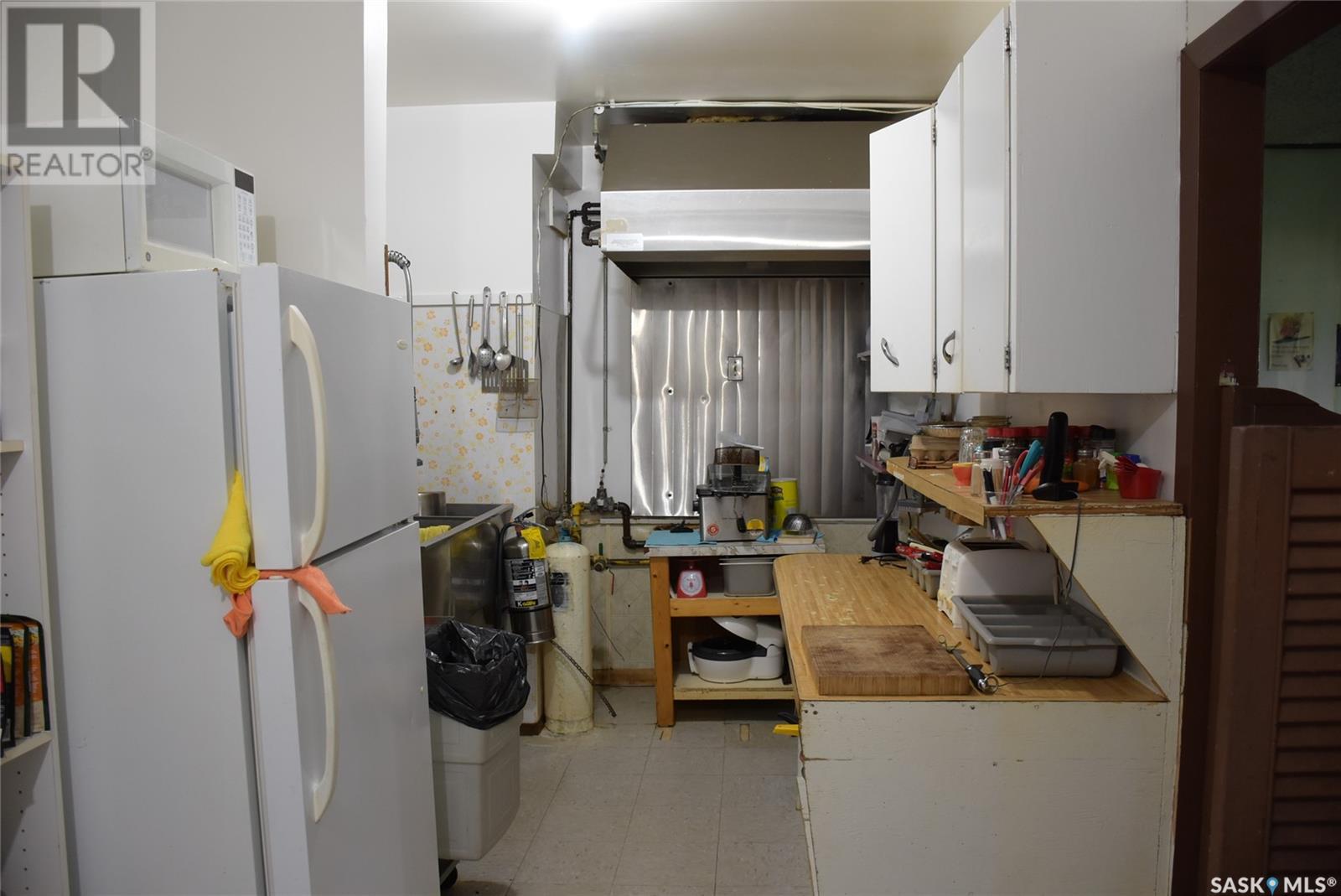 102 Main Street, Lipton, Saskatchewan  S0G 3B0 - Photo 27 - SK977386