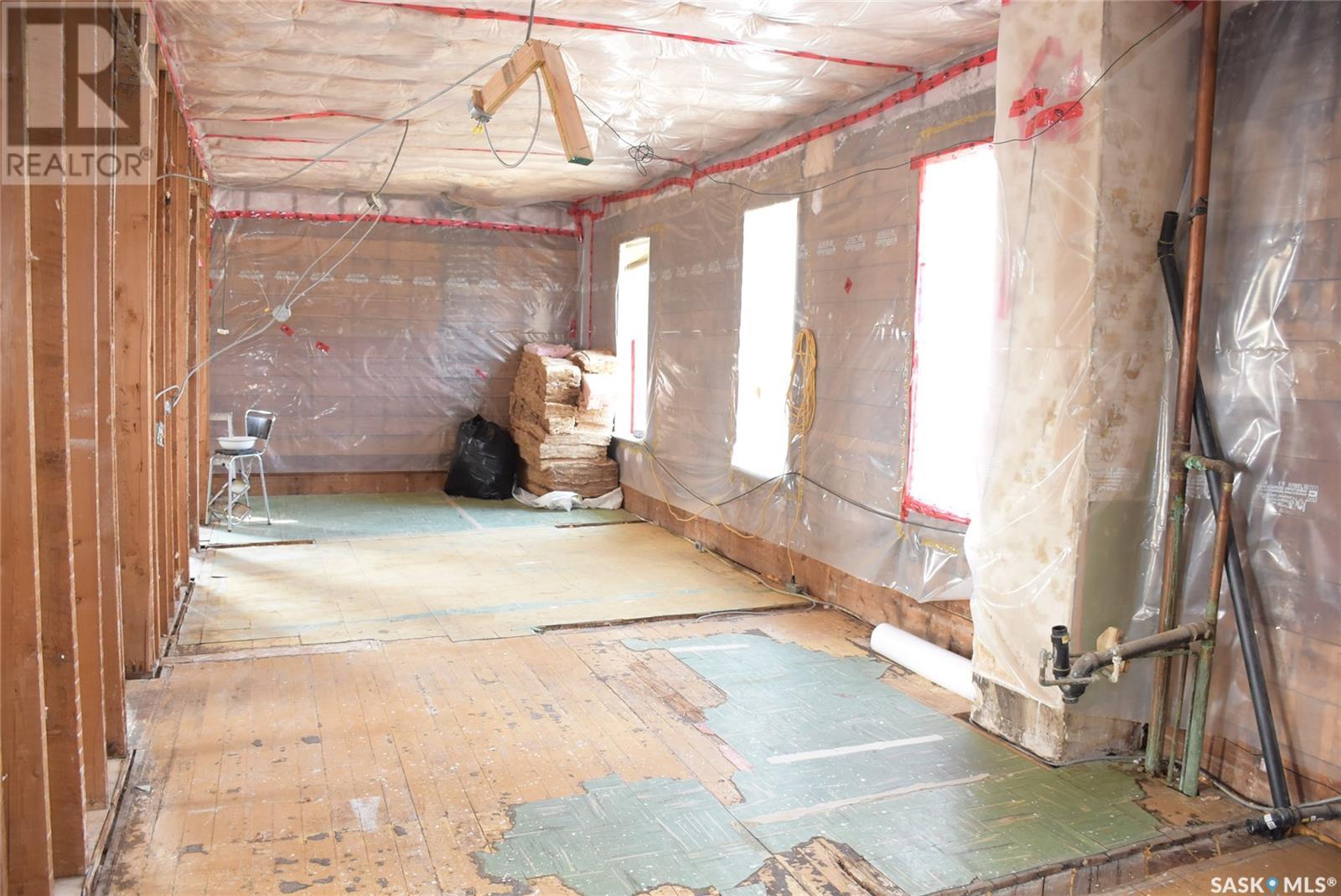 102 Main Street, Lipton, Saskatchewan  S0G 3B0 - Photo 40 - SK977386