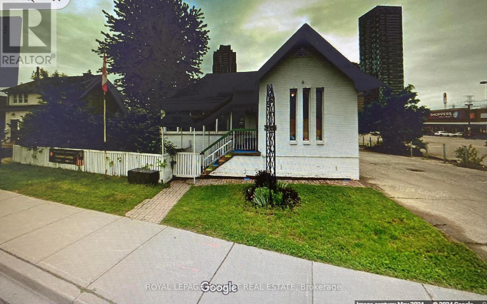 1 - 3825 Bloor Street W, Toronto (Islington-City Centre West), Ontario  M9B 1K9 - Photo 1 - W9048950