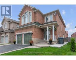 36 Customline Drive, Brampton, Ca