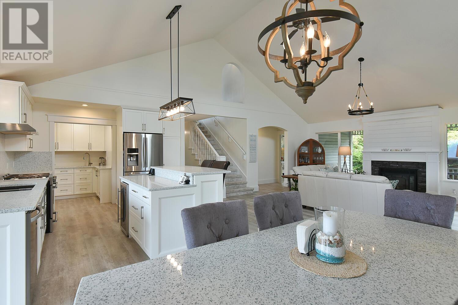 6352 Sandpiper Road, Sechelt, British Columbia  V7Z 0L1 - Photo 12 - R2905926