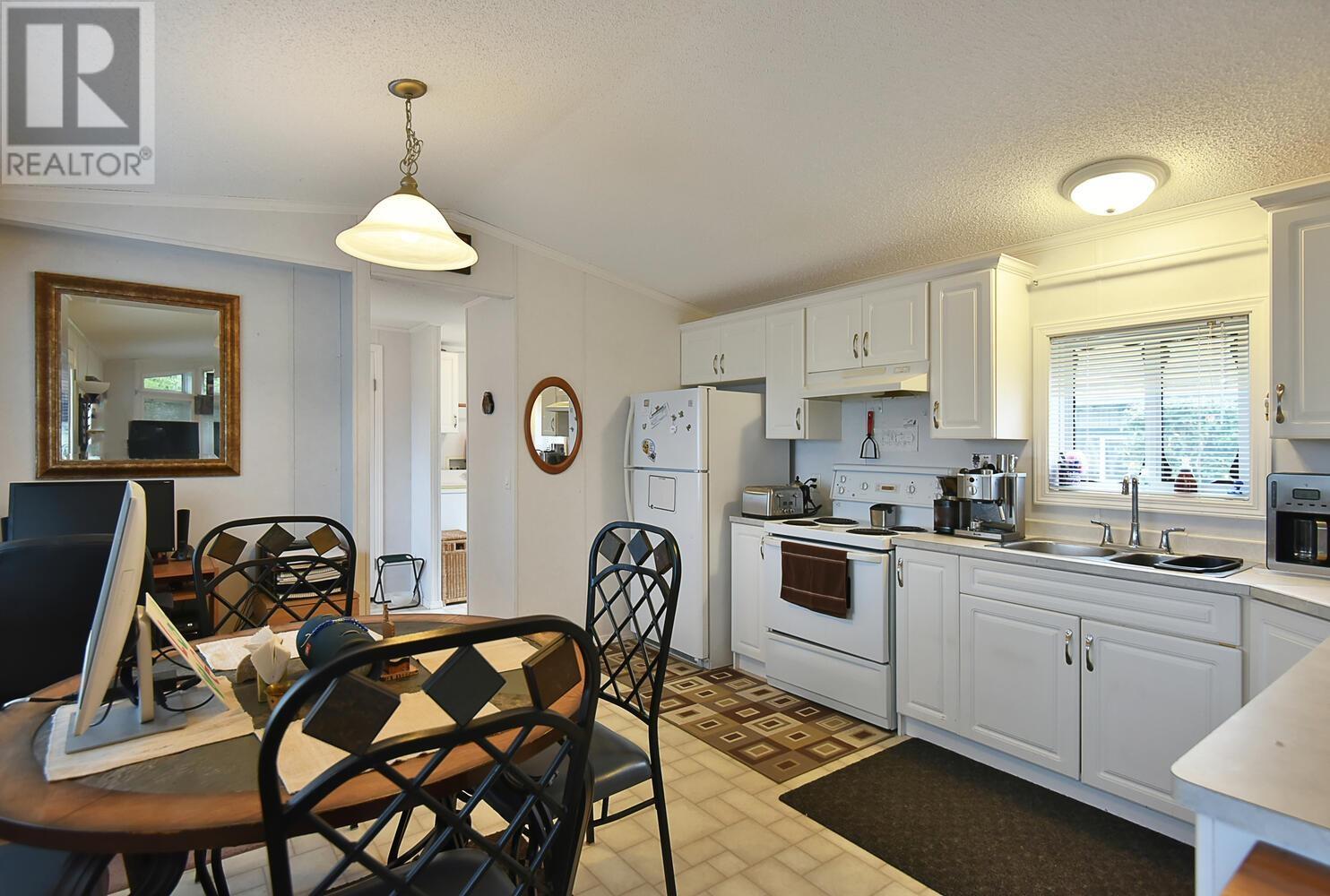 6352 Sandpiper Road, Sechelt, British Columbia  V7Z 0L1 - Photo 29 - R2905926