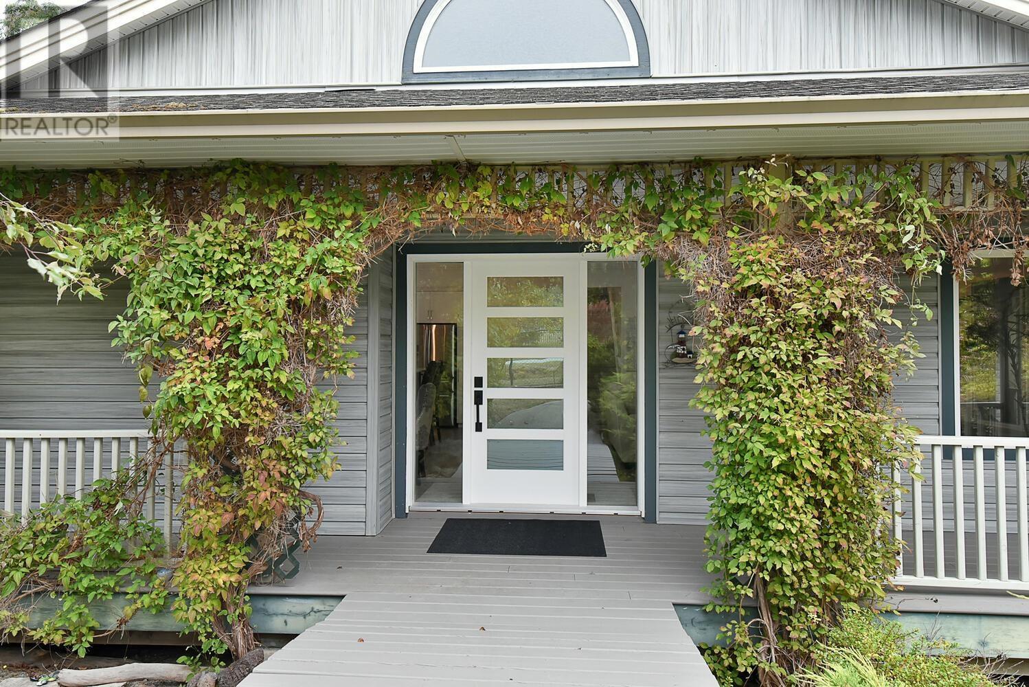 6352 Sandpiper Road, Sechelt, British Columbia  V7Z 0L1 - Photo 33 - R2905926