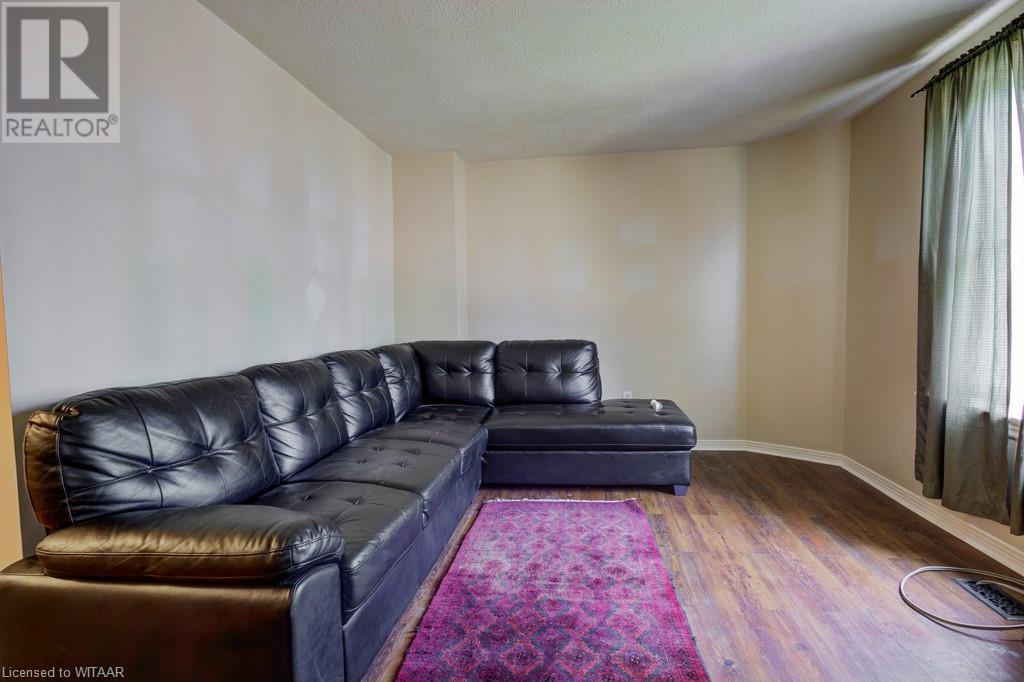 11-13 Victoria Street N, Woodstock, Ontario N4S 6T7 - Photo 18 - 40623537