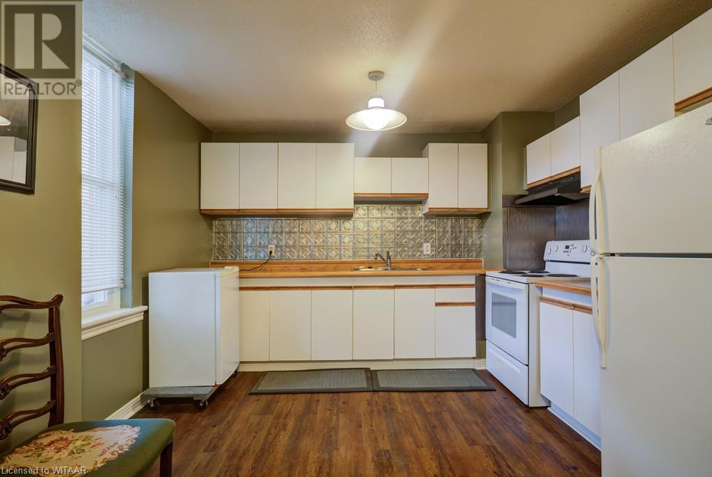 11-13 Victoria Street N, Woodstock, Ontario N4S 6T7 - Photo 19 - 40623537