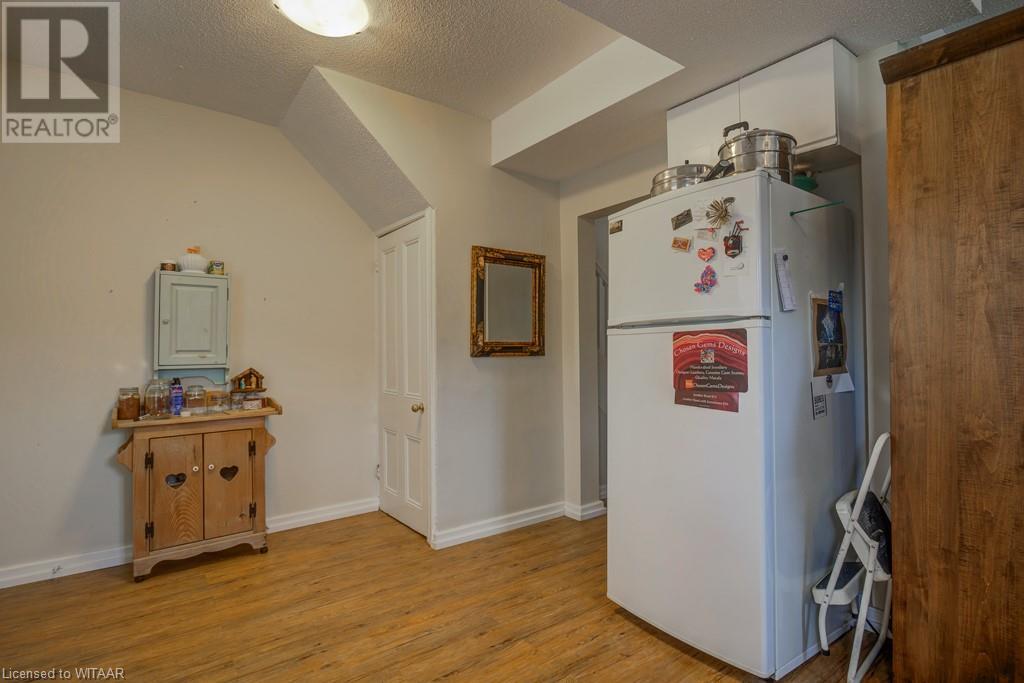 11-13 Victoria Street N, Woodstock, Ontario N4S 6T7 - Photo 7 - 40623537