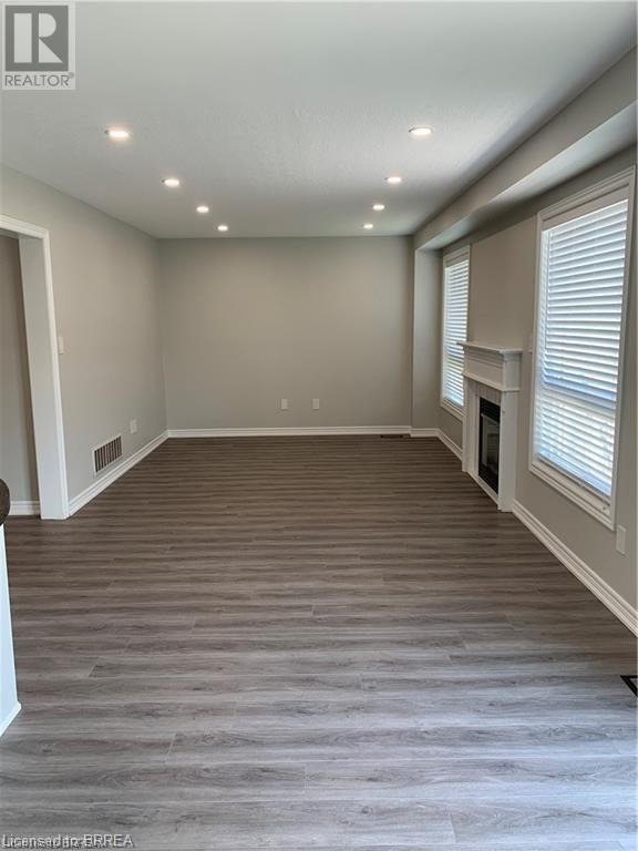 7 Hollinrake Avenue, Brantford, Ontario N3T 0A6 - Photo 7 - 40621013