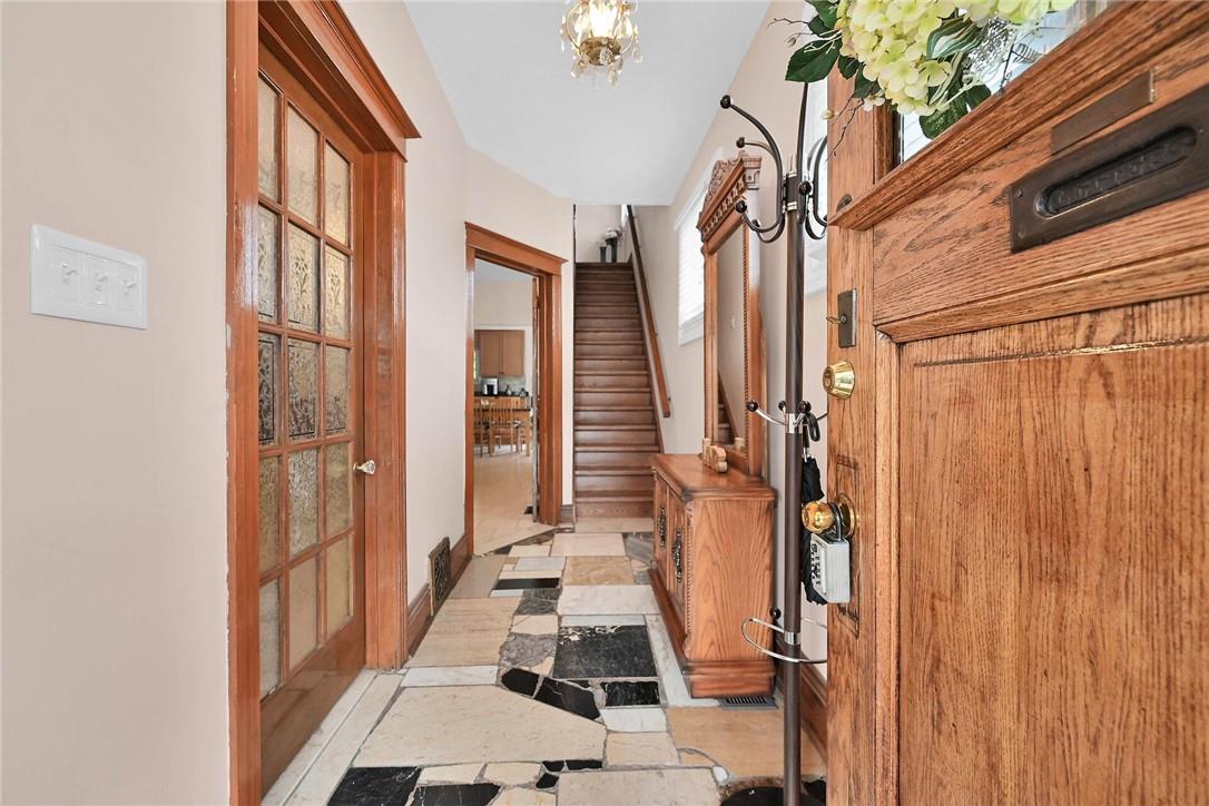 39 Sherman Avenue N, Hamilton, Ontario  L8L 6L9 - Photo 7 - H4200453