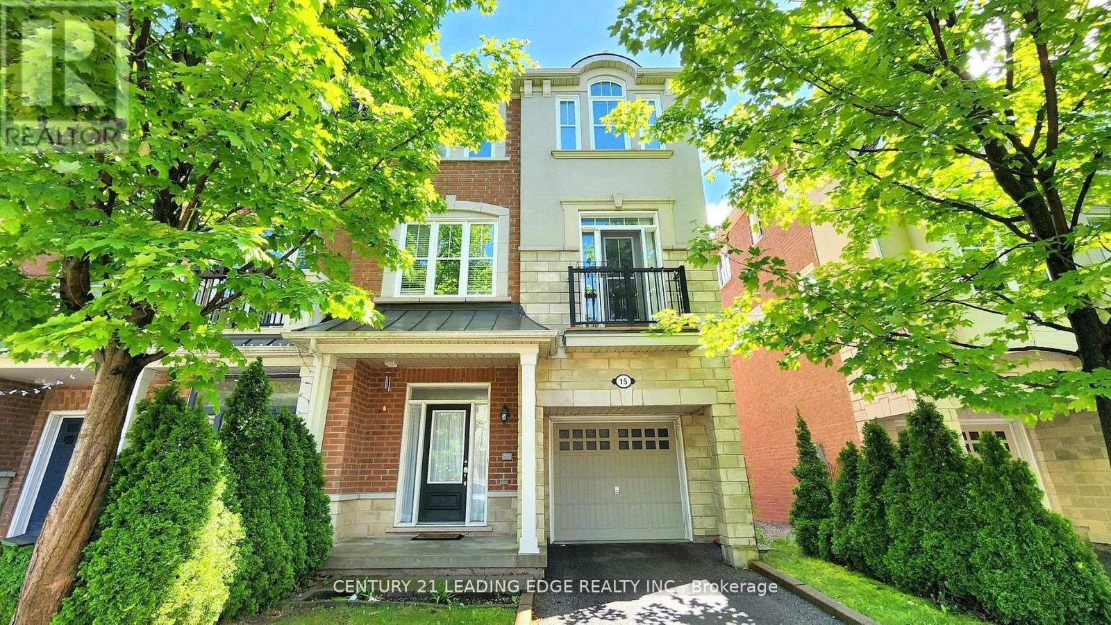 15 Yates Avenue, Toronto (Clairlea-Birchmount), Ontario  M1L 0C7 - Photo 1 - E9049222