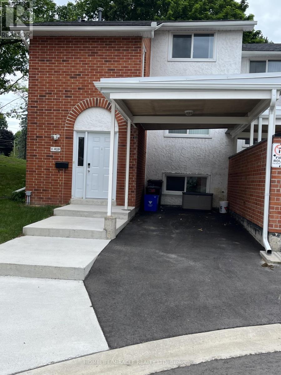 # 1 - 429 Keats Way, Waterloo, Ontario  N2L 5S7 - Photo 3 - X9049241