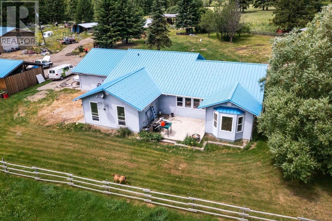 961 Agate Bay Rd, Barriere, British Columbia   - Photo 19 - 177168