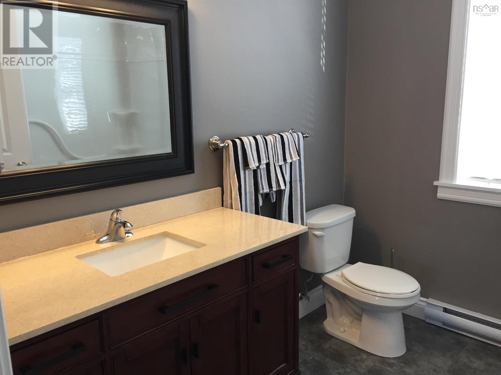 2 Mont Street, Halifax, Nova Scotia  B3P 1N4 - Photo 5 - 202417477