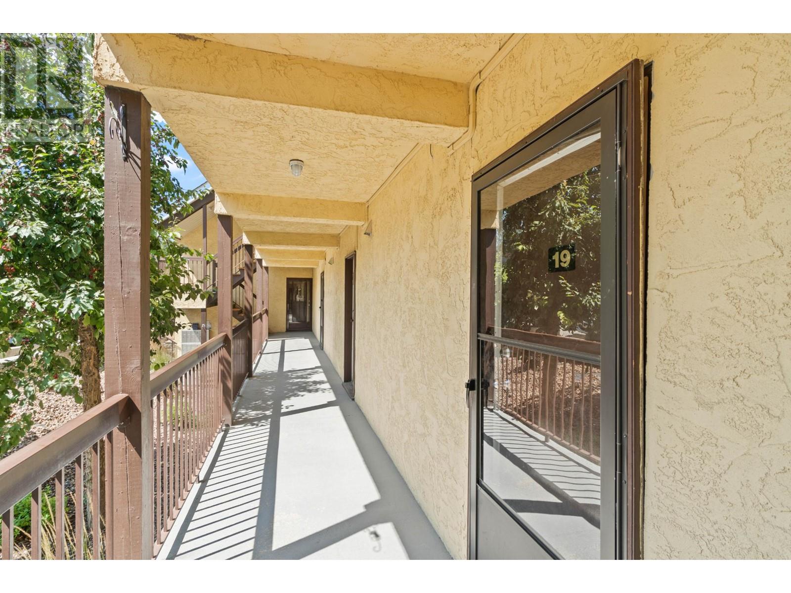 19-1810 Summit Drive, Kamloops, British Columbia   - Photo 13 - 179980