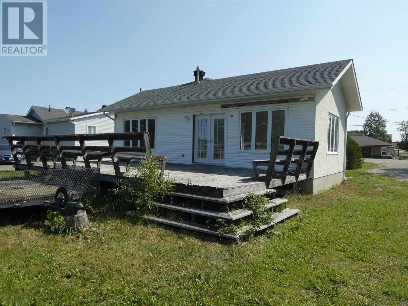 162 Kenogami Rd, Longlac, Ontario  P0T 2A0 - Photo 3 - TB242298