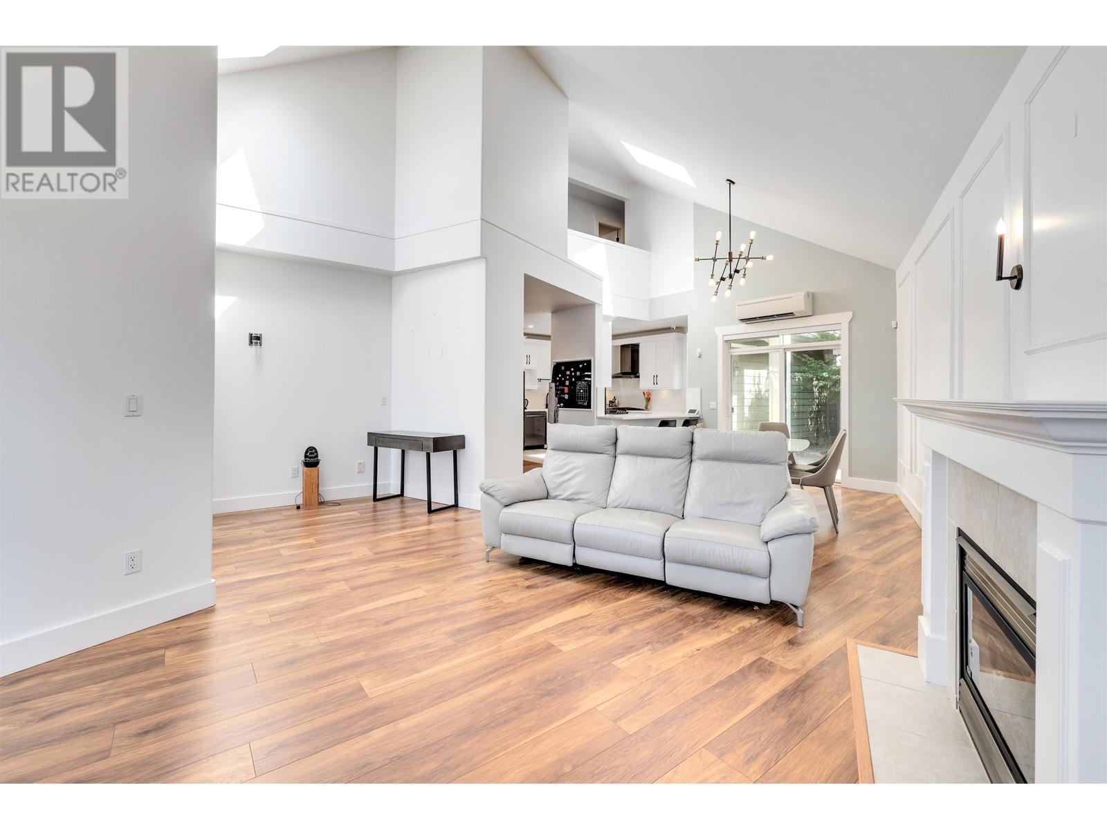 6982 Barnard Drive, Richmond, British Columbia  V7C 5T5 - Photo 5 - R2907925