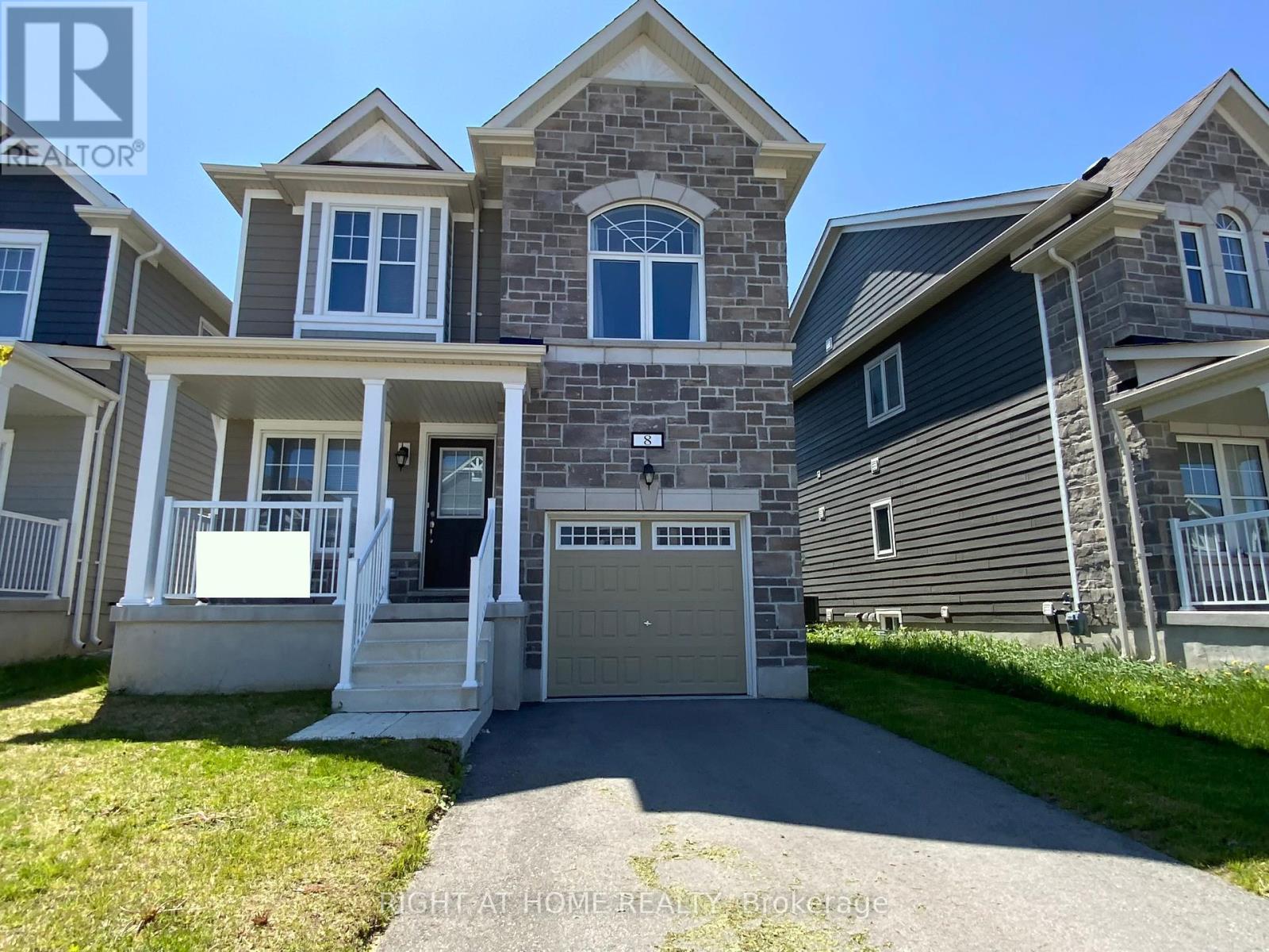 8 Bobolink Drive, Wasaga Beach, Ontario  L9Z 0J2 - Photo 1 - S9049865