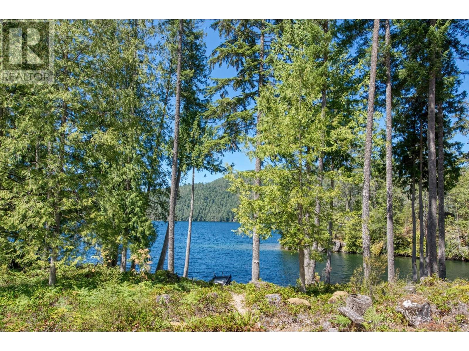 8625 Sakinaw Creek Road, Pender Harbour, British Columbia  V0N 2H0 - Photo 13 - R2908053