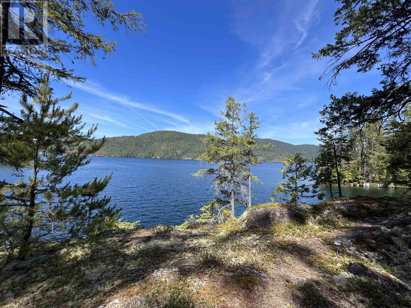 8625 Sakinaw Creek Road, Pender Harbour, British Columbia  V0N 2H0 - Photo 19 - R2908053