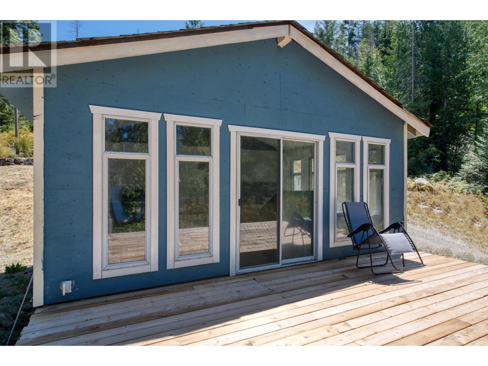 8625 Sakinaw Creek Road, Pender Harbour, British Columbia  V0N 2H0 - Photo 8 - R2908053