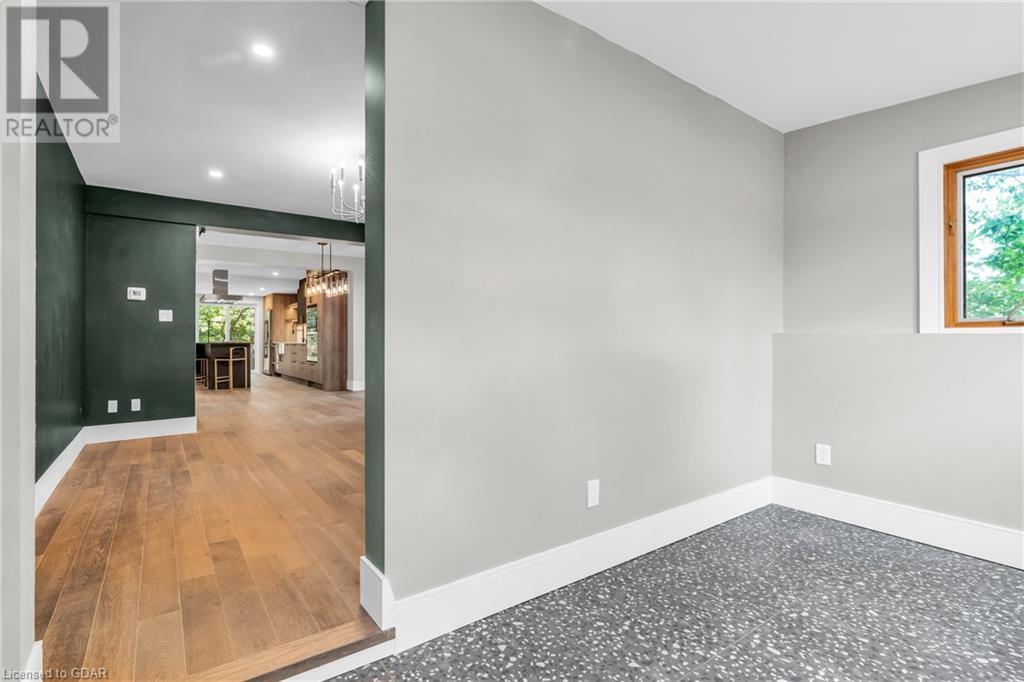 15 Clearview Street, Guelph, Ontario  N1E 6C4 - Photo 36 - 40622127