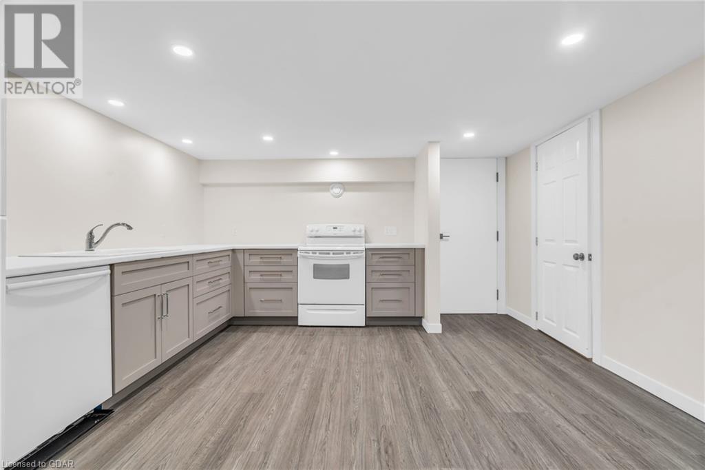 15 Clearview Street, Guelph, Ontario  N1E 6C4 - Photo 25 - 40622127