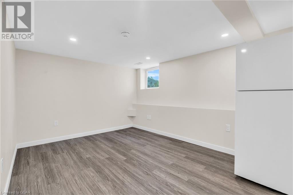 15 Clearview Street, Guelph, Ontario  N1E 6C4 - Photo 27 - 40622127