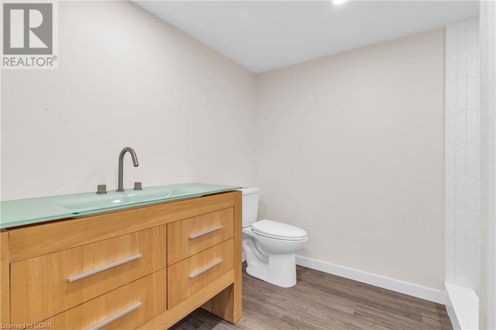 15 Clearview Street, Guelph, Ontario  N1E 6C4 - Photo 31 - 40622127