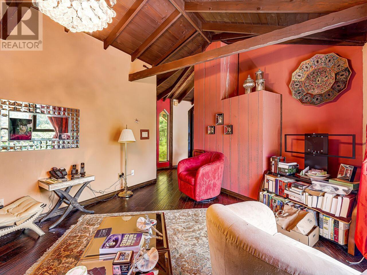 35 Lions Bay Avenue, Lions Bay, British Columbia  V0N 2E0 - Photo 4 - R2908215